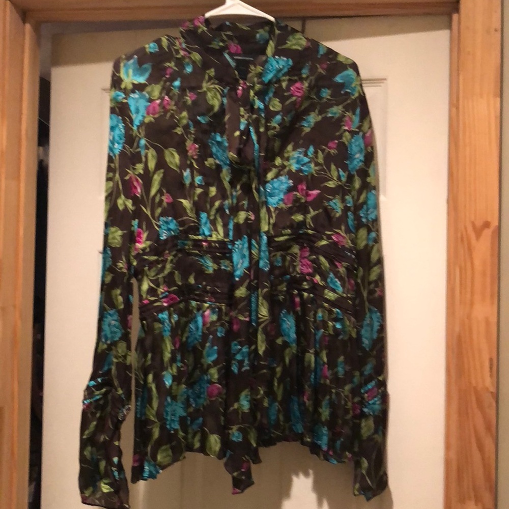 Striking silk blouse!